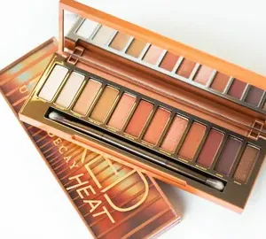 Urban Decay Naked Heat Eyeshadow Palette